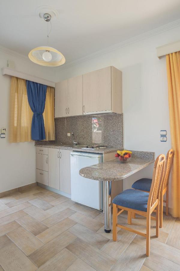 Mare Vita Apartments نيدري المظهر الخارجي الصورة