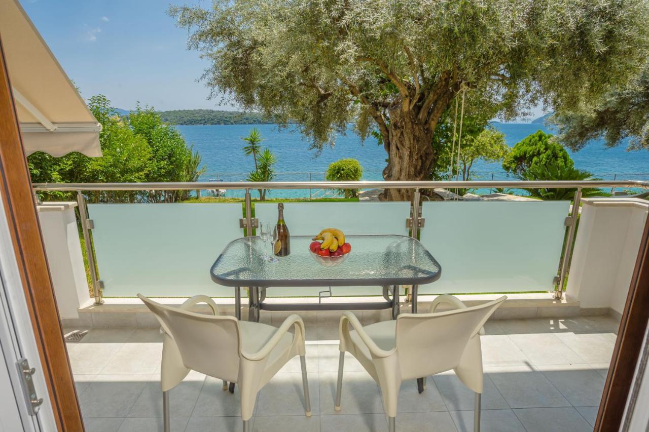 Mare Vita Apartments نيدري المظهر الخارجي الصورة