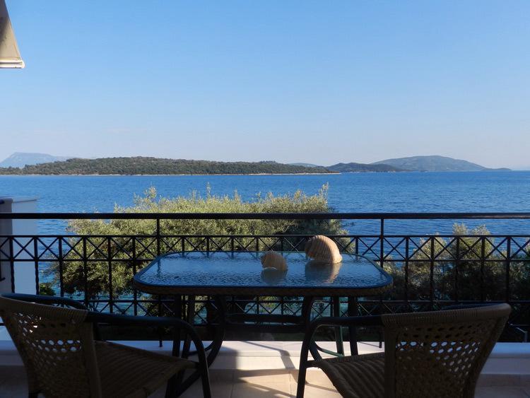 Mare Vita Apartments نيدري المظهر الخارجي الصورة